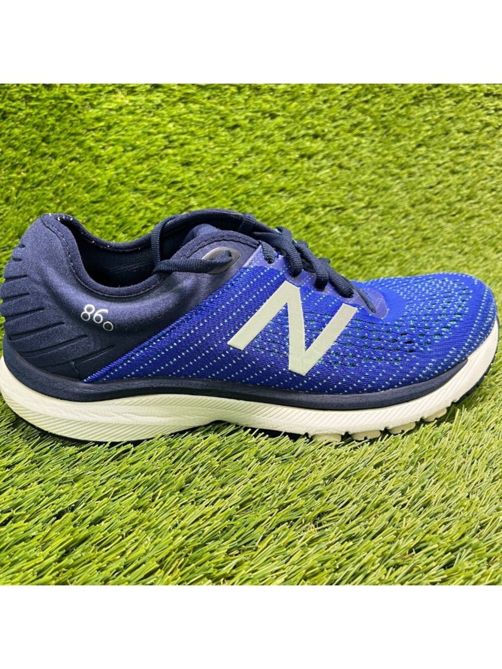 New Balance 860v10 Mens Size 8 Blue White Athletic Running Shoes Sneakers